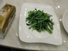 芥蓝菜苗-梅龙镇酒家(南京西路总店)