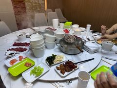 -养牛邓·潮汕牛肉海鲜自助火锅(广州店)