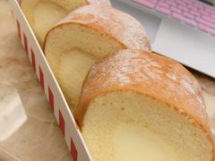 -红宝石·鲜奶小方·海派西点房(南丹店)