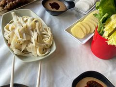 -羊家胡同·龙虾烧烤火锅(龙汇路店)