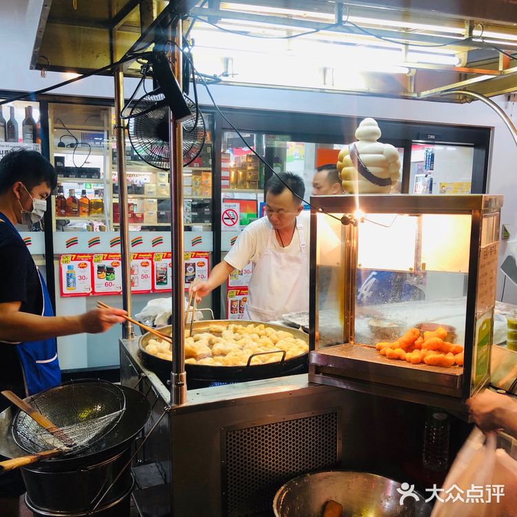 超美夜景+逛吃必打卡｜跟着凯凯夜探曼谷唐人街