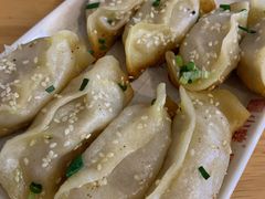 牛肉鍋貼-小姜锅贴(凤凰街店)
