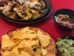 nachos-Pistolera Mexican Cantina女枪手墨西哥餐厅(碧云路店)