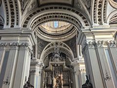 -皮拉尔圣母圣殿主教座堂