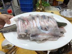 -濠轩阁特色生蚝火锅(水湾路店)