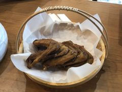 万人迷鸭翅-喜上喜鸡煲翅(吉大店)