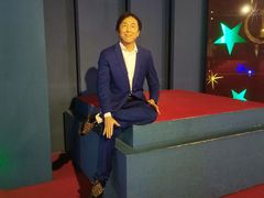 -金石蜡像馆