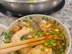 -肖肖酸萝卜鱼火锅(总店)