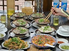 -乐山食古香跷脚牛肉