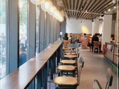 -星巴克(西藏路店)