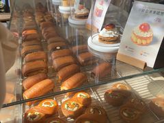 -VERIE BAKEHOUSE