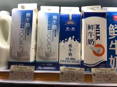 -牛朋牛奶棚(南昌路店)