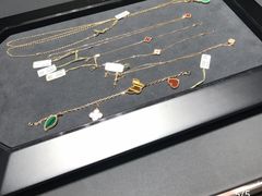 -Van Cleef & Arpels(海港城海洋中心店)