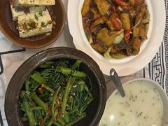 -客家大院·非遗赣南客家菜(郁孤台店)
