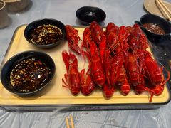 -肥肥虾庄·金牌油焖大虾(杨园滨江时代walk店)