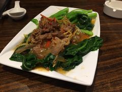 芥牛-裕记烧腊连锁餐饮(国商分店)