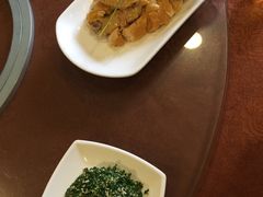 -老大同酒家·糟卤·本帮菜(中山公园店)