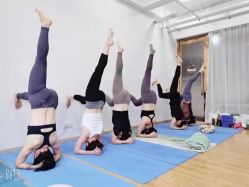 -亚太瑜伽普拉提学院