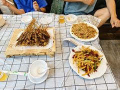 -狮龙啤酒烧烤屋(建二路店)