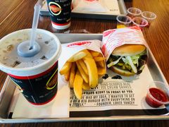 宽薯条-FATBURGER 特富客汉堡(外交公寓店)