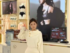 -王府井百货熙地港店