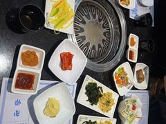 -青松馆韩国料理(香港中路佳世客店)