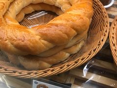 老面包圈-昆明冠生园·蛋糕·面包(南强街店)