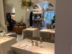 -春树下·树屋花房西餐厅(罍街AS1980店)