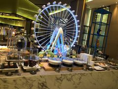 -前海华侨城JW万豪酒店·都会尚膳自助餐厅·牛排海鲜酒水畅飨