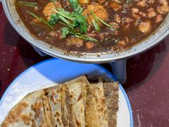 -鸿亨泰杂鱼馆(港馨家园店)