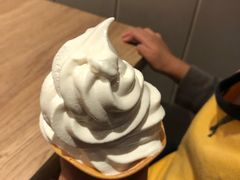 -肯德基(湾畔店)