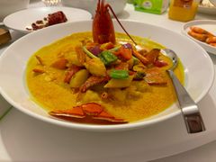 -醉辉皇上海之巅(上海中心大厦店)
