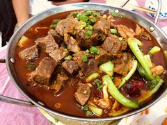 锅仔土豆炖牛肉-乐乐餐厅(湘子庙街店)