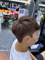 -藤野造型专业烫染接发