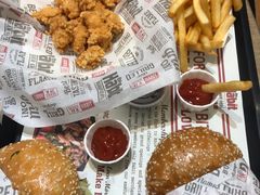 -The Habit Burger Grill 哈比特汉堡(爱琴海店)