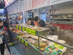 -明姨仔潮汕美食·碳炉猪脚·汕尾牛腩饭·起片鸡煲(起义路店)