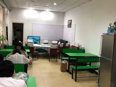 大堂-大益烤鸡
