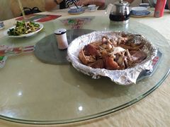 -鲤鱼塘农家山庄