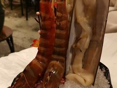 -鲜入围煮花胶鸡海鲜火锅