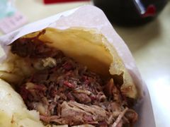 -闫家驴肉老店(华电一校店)