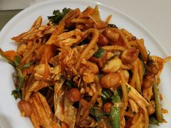 -锅当当铁锅炖烀饼王(长泰广场店)