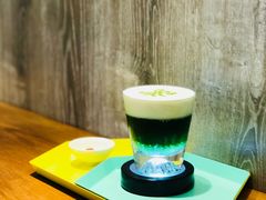 抹茶酒酿奶盖-茶是一枝花泡茶店