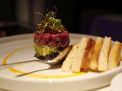 牛肉塔塔配牛油果黑橄榄酱-Solo(衡山路店)