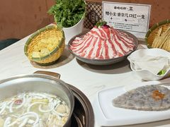 -喃喃椰·糟粕醋·椰子鸡火锅(七堡花园店)
