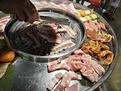 -哈哈碳都·牛肋条无限自助烤肉(宝龙店)