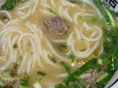 原汤吊龙牛肉粉-霸舌生滚牛肉米粉(天生街道店)