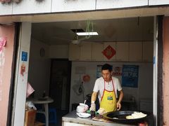 门面-胖子锅贴(双阳路111弄店)