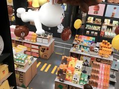 -LINE FRIENDS Garosu-gil Flagship Store