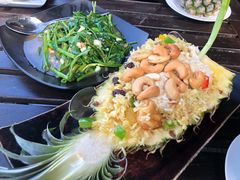 空心菜-Khao Rang Breeze Restaurant