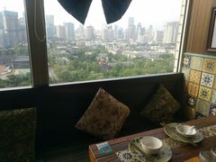 靠窗位-萨芭蒂高空花园餐酒吧